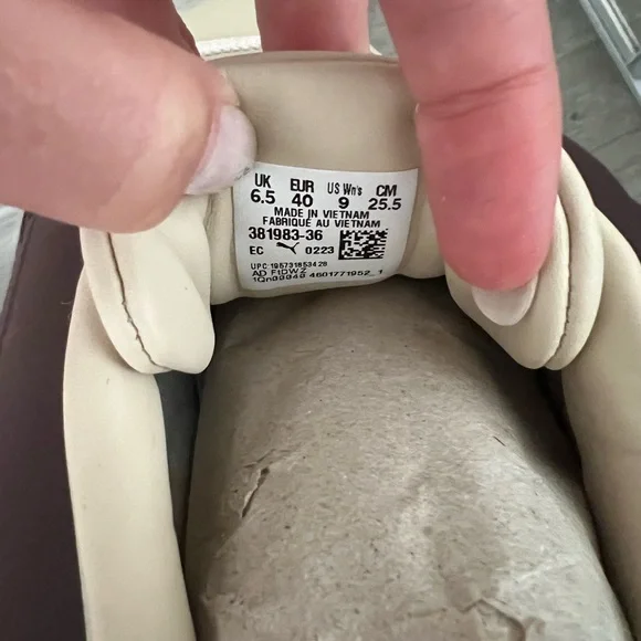 Puma Beige and White Women's Sneakers - Picture 9 of 9